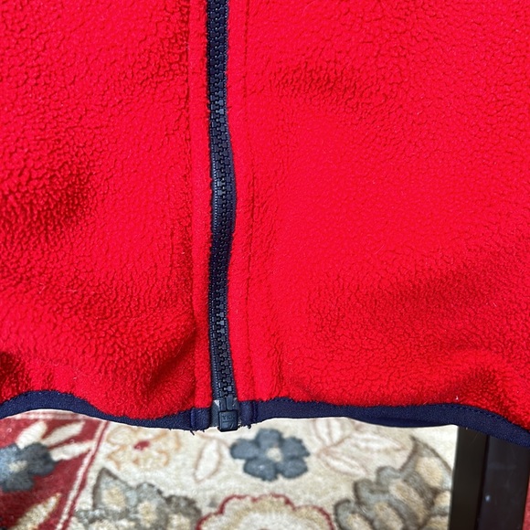 CLASSIC LL BEAN red full zip Polartec fleece jacket. Dark blue trim. Size S. - Picture 7 of 14